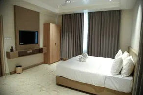 Leaf Hotel - Room