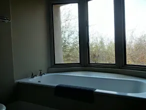 Tingala Lodge - Bed in the Bush - Bathroom