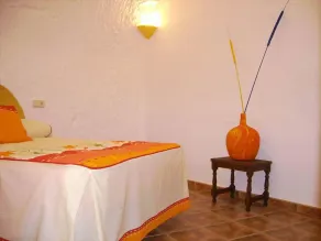 Aparthotel con barbecue, giardino e terrazza | Vista sulla montagna - Camera