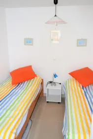 Holyday Center A02 - Room