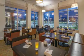 Hilton Garden Inn Devens Common - Restaurant