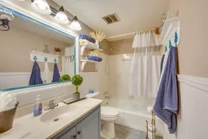 10 Mi to Dtwn Lancaster: Charming Home w/ Yard! - Badeværelse