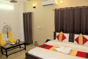 Goroomgo Krishna Residency Bareilly - Room