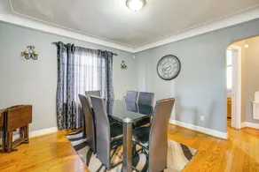 Fall in Detroit: Pets & Extended Stays Welcome! - Innvendig