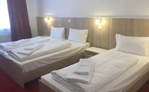 Hotel Oldesloer Hof - Room