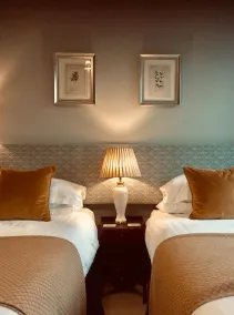Bridge House Hotel - Værelse