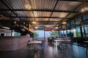 Baan Chang Hotel & Coffee House - Restaurant
