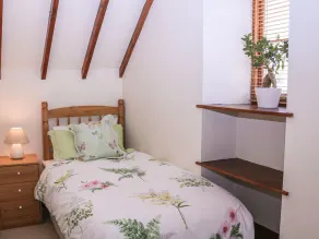 Shire Cottage en Top Butterley Farm, TANSLEY - Habitación