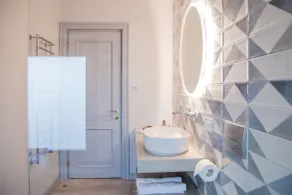 First Apartments - Badezimmer