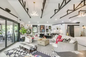 Lake Murray Paradise w/ Shared Pool & Hot Tub! - Innenbereich