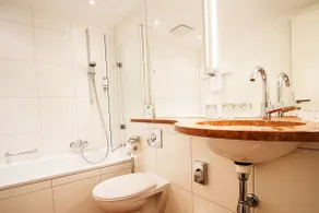 Altstadthotel Messerschmitt - Bathroom