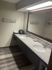 Royal Inn & Suites - Salle de bain