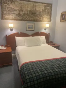Lovat Arms Hotel - Room