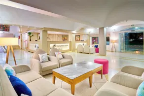 Hari Club Beach Resort - Reception