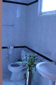 Neptune Hotel - Bathroom