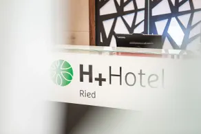 H+ Hotel Ried - Reception