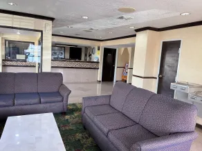 Super 8 by Wyndham Corpus Christi - Lobby