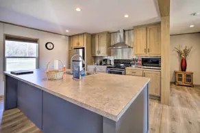Family-Friendly Bernice Home: 2 Mi to Lake & Park! - Innvendig
