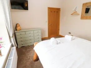 Forestside View - Room