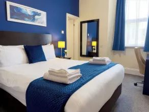 The Esplanade Hotel by Compass Hospitality - Room
