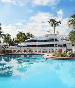 Riverside Hotel - Piscine