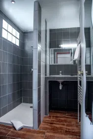 Relais 500 de Vienne - Baño