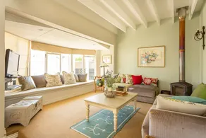 Guinea Fowl House - Reception