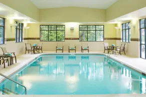 Courtyard by Marriott Lake George - Piscine