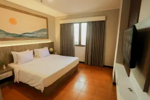 Front One HK Resort Simpang Lima - Zimmer
