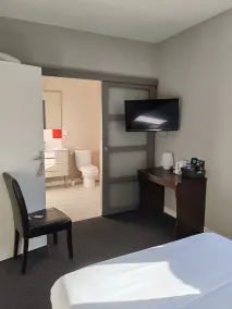 Hotel O'Fun Art - Habitación
