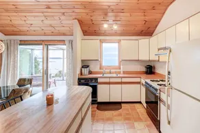 Serene Jonesport Escape: Deck w/ Water Views! - Intérieur