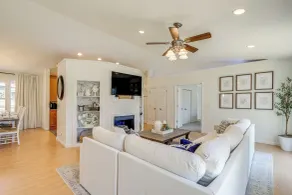 Fish, Boat & Hike: Lakefront Home w/ Game Room! - Innvendig