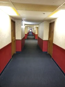 Fort Wayne Inn - Hallway