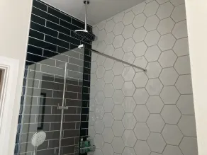 Downs Hotel - Bathroom