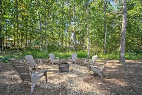 Stunning Cabin Getaway w/ Private Hot Tub! - Interior