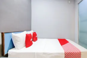 Hotel O Stasiun Tegal Near Alun-Alun Formerly Ameera Guest House - Room