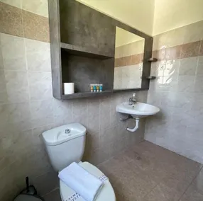 Hotel Cakalli - Casa de banho