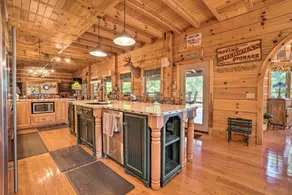 Custom Cabin w/ 12 Acres on Dale Hollow Lake! - Interiør