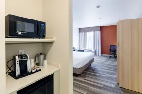 Holiday Inn Express Lexington by IHG - Room