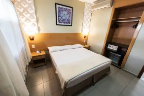 Limeira Suítes - Room