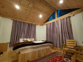 Hotel Shreya cozy hut - Room