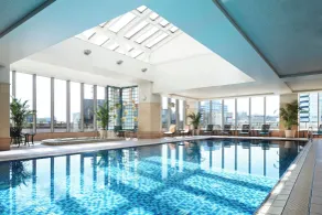 Yokohama Bay Sheraton Hotel and Towers - Piscina