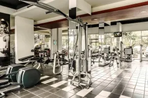 High Livin Apartment Baros - Fitnesscenter