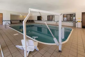 Comfort Inn Wichita East - Piscine