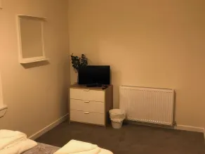2 Lower Kessock Street - Værelse