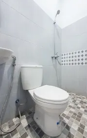 Hotel O Guesthouse Pagi Sore Syariah - Badezimmer