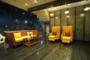 Riviera Resort and Hotel - Lobby