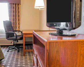 Quality Inn Grand Rapids North - Chambre