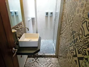 Casa Angel Hostel - Bathroom