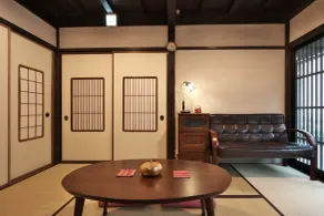 Kanazawa Guest House East Mountain - Salottino della hall